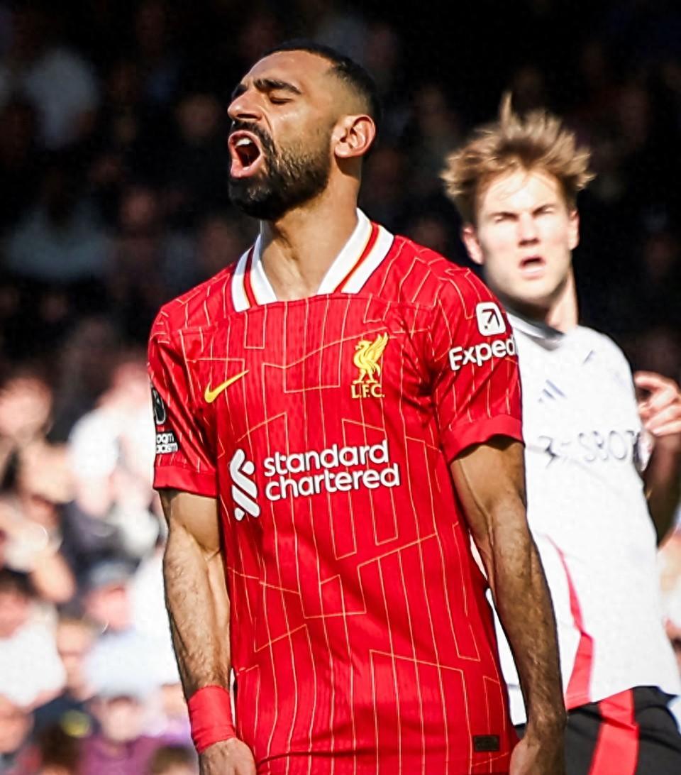 曼联连续爆冷,冲击英超联赛前四 曼联连续爆冷,冲击英超联赛前四