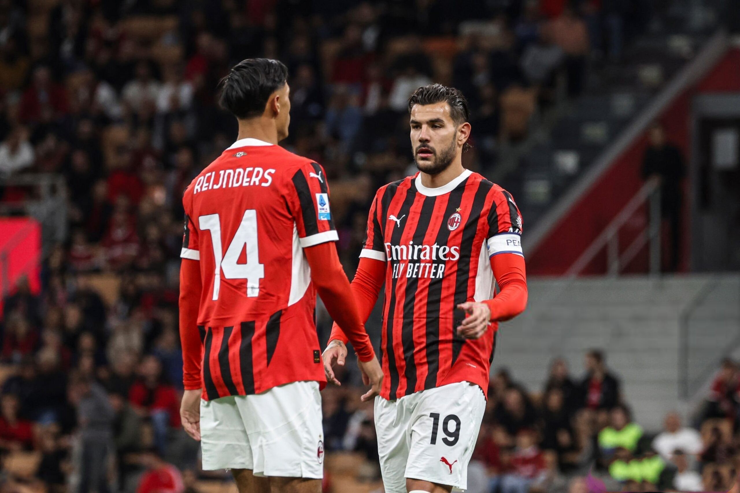 AC米兰前锋连续破门，助球队获得宝贵胜利的简单介绍