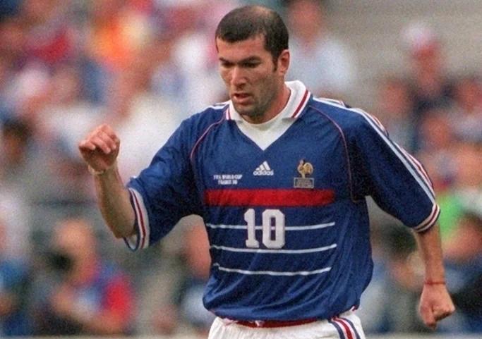 九游体育官方入口-法国传奇中场球员卷土重来，入选国家队