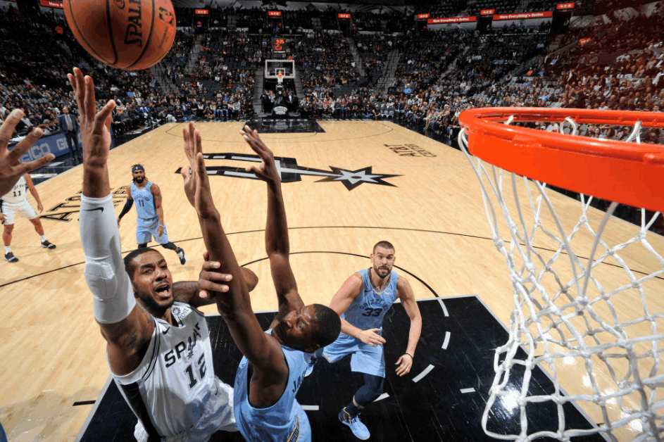 九游体育网页版登录入口-火箭客场逆转猛龙，突破系列赛僵局