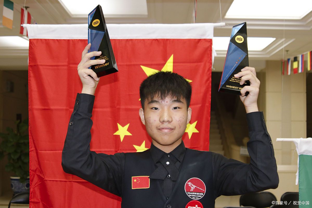 -跆拳道决赛选手豪气勇夺头筹