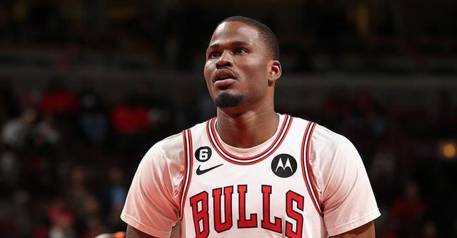 尤文图斯战胜强敌，成功挺进下一轮