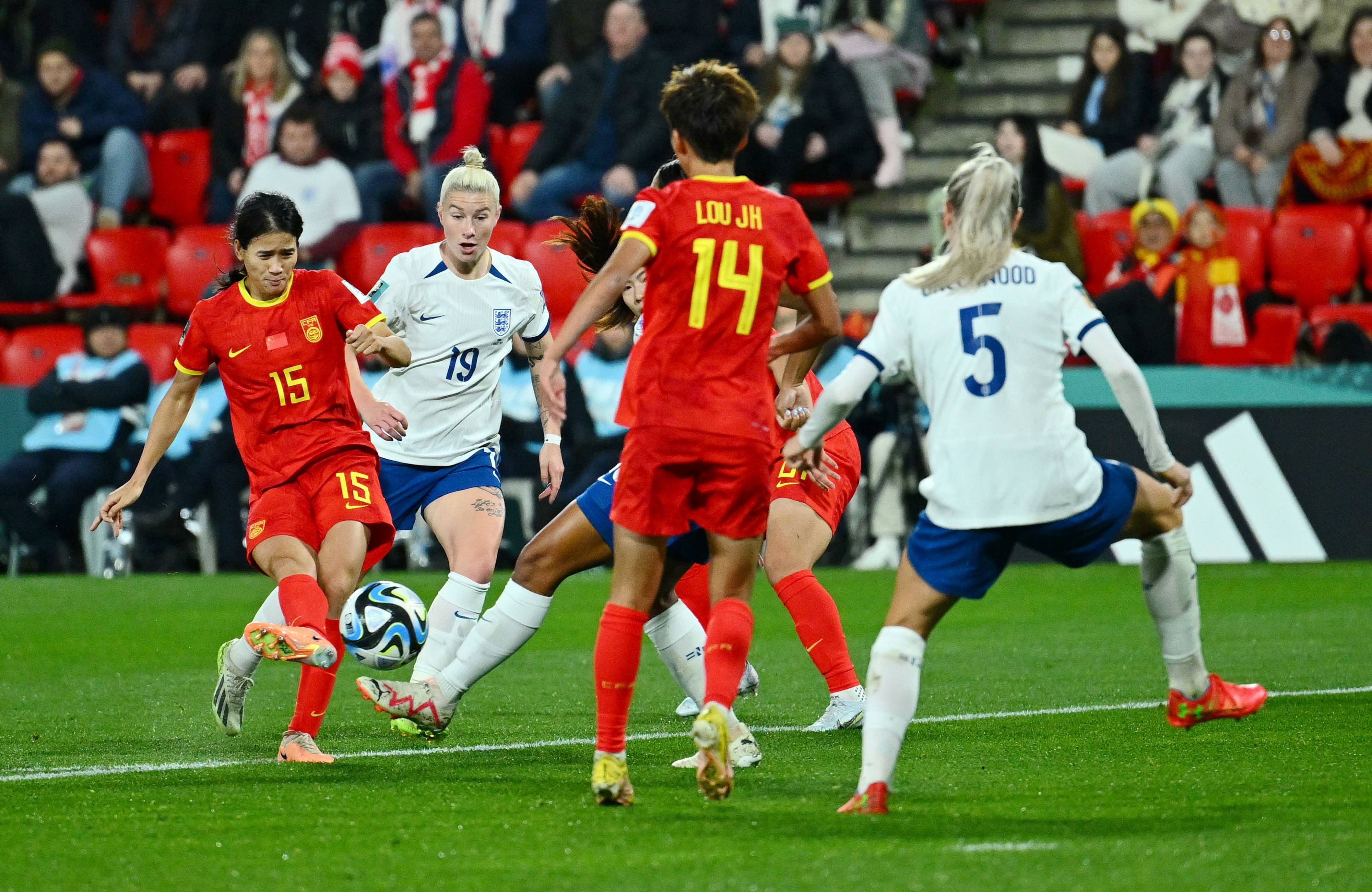 国际女足在比赛中再度崭露头角的简单介绍