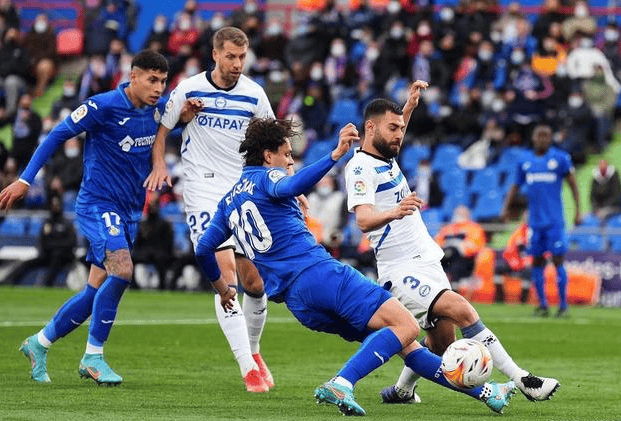 关于巴拉多利德首胜晋级,帅位承欢让月盘这般诱惑的信息 关于巴拉多利德首胜晋级,帅位承欢让月盘这般诱惑的信息