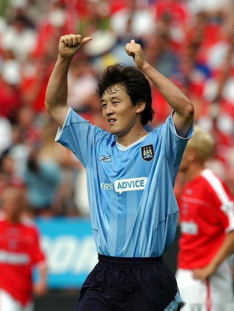 鹿岛鹿角冲击季军，年轻球员表现亮眼的简单介绍