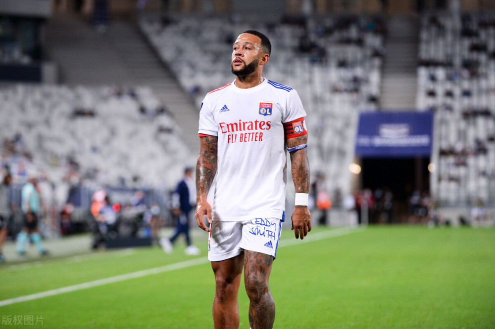 九游体育在线-里昂再次登顶，赢得比赛的喜悦