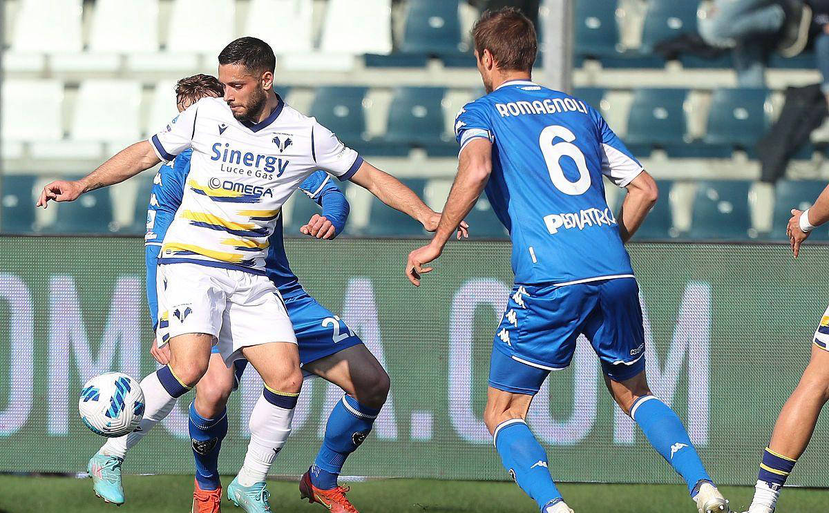 九游体育登录-热那亚客场惨败，主教练重整士气备战的简单介绍