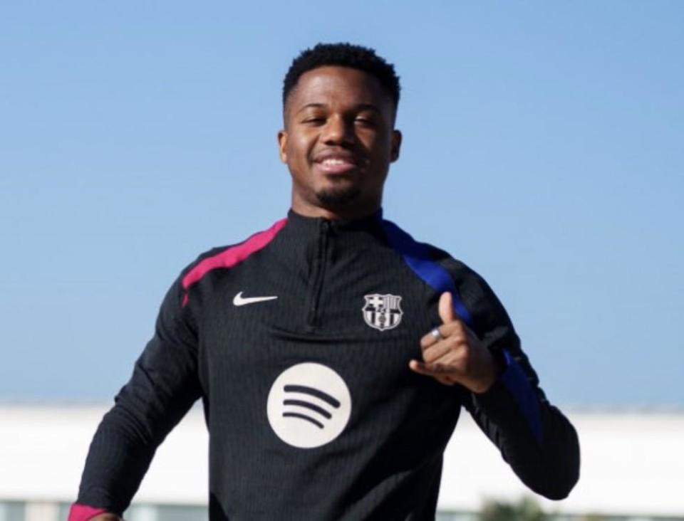 法蒂突破传球，巴塞罗那轻松夺魁的简单介绍