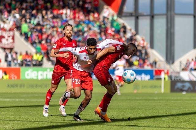 九游体育官网入口-包含雷根斯堡送礼卡尔斯鲁厄，客场失利的词条