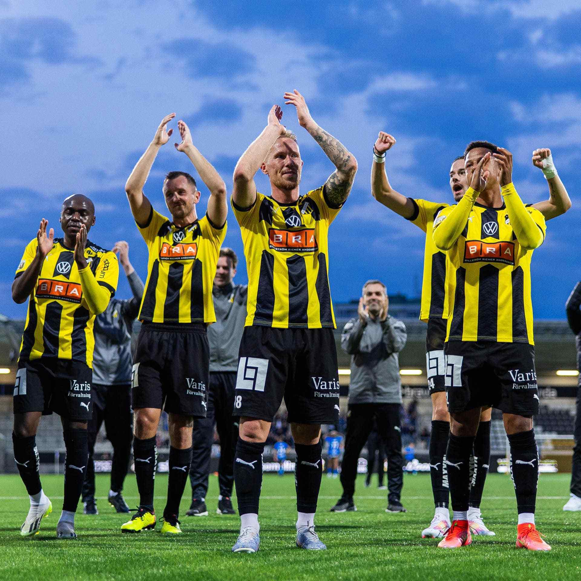 关于恩东贝莱打入关键一球，巴黎圣日耳曼逆转马尔默的信息