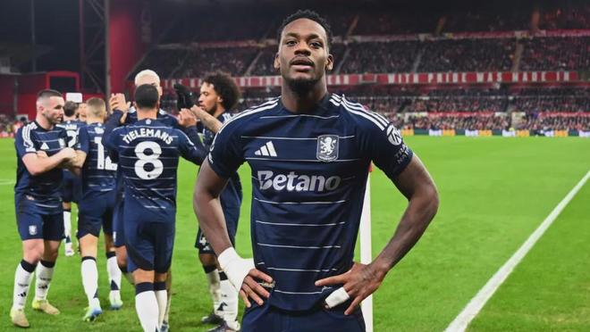 巴黎圣日耳曼主帅承认球队需要引援加强中场的简单介绍