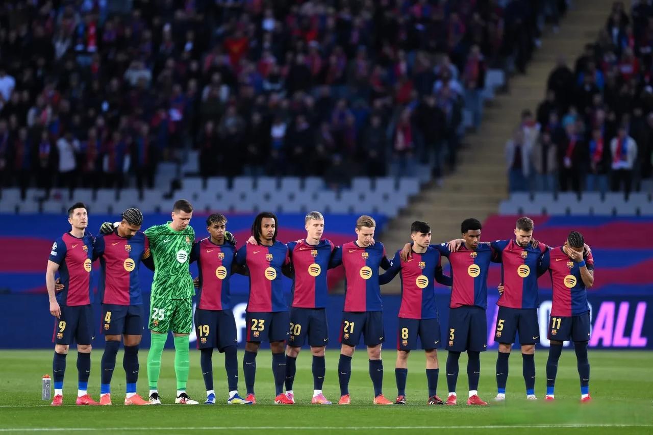 巴塞罗那惊险击败对手,成功晋级淘汰赛的简单介绍 巴塞罗那惊险击败对手,成功晋级淘汰赛的简单介绍