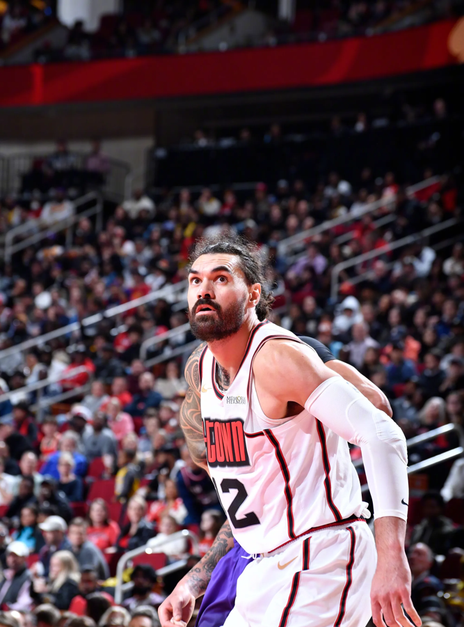 九游体育亚洲官网-包含火箭客场逆转夺冠，球队雄心壮志再次惊艳全场的词条