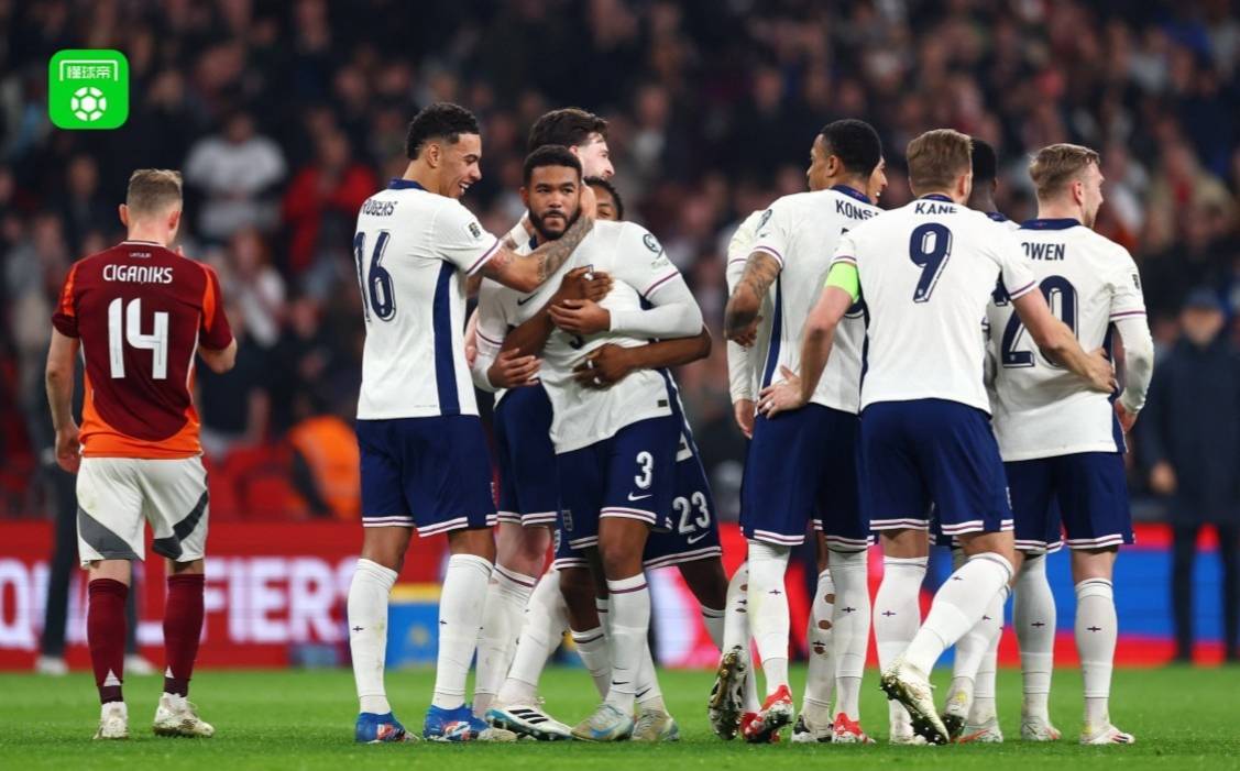 九游体育在线-波兰队与瑞士队在欧洲进行友谊赛