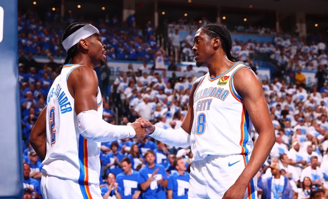 九游体育中国官网-尼克斯惨遭开拓者横扫，西部强队凶猛