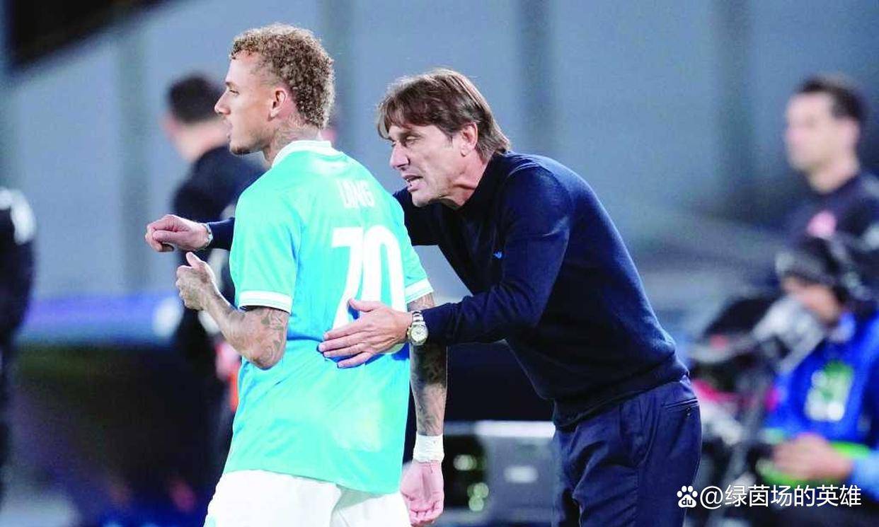 -那不勒斯后防线屡屡失误，球队防守漏洞大的简单介绍