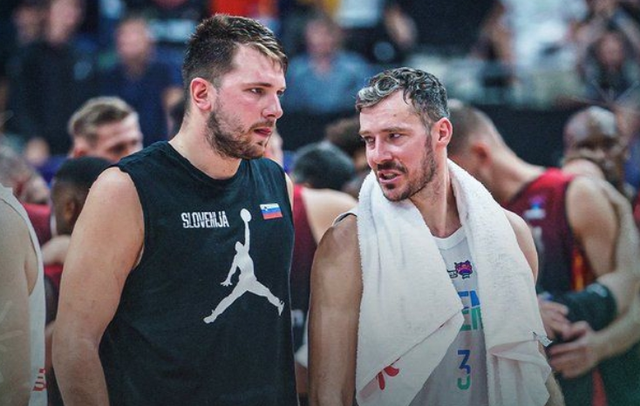 -包含德国连续两场大胜，实力强劲不容小觑！的词条