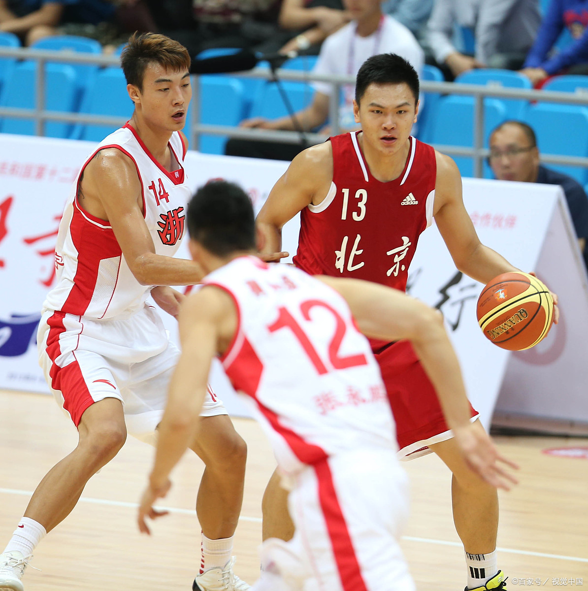 辽宁男篮再次获胜，保持不败